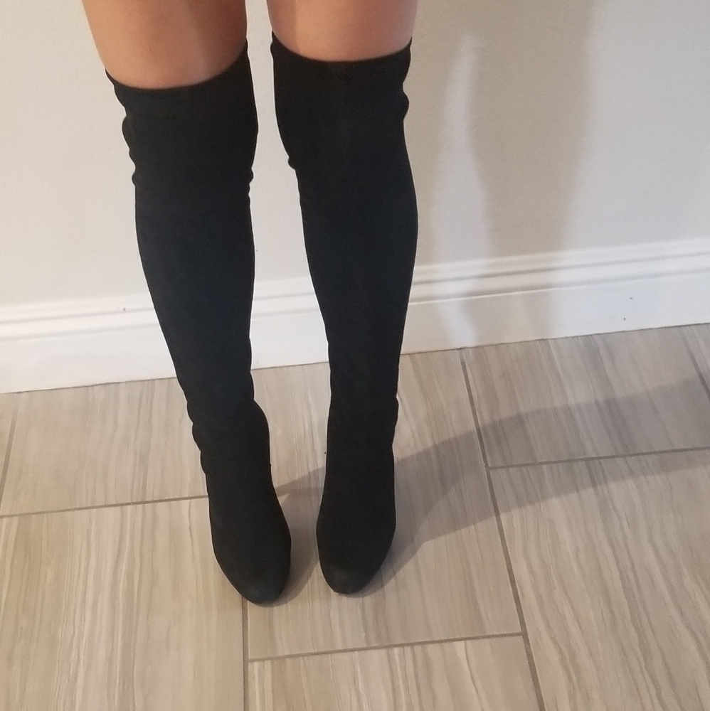 VERO CUOIO ITALIAN OVER THE KNEE SUEDE BOOTS